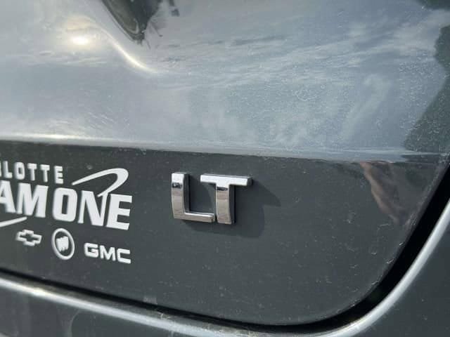 Used 2025 Chevrolet Trax LT FWD image 8