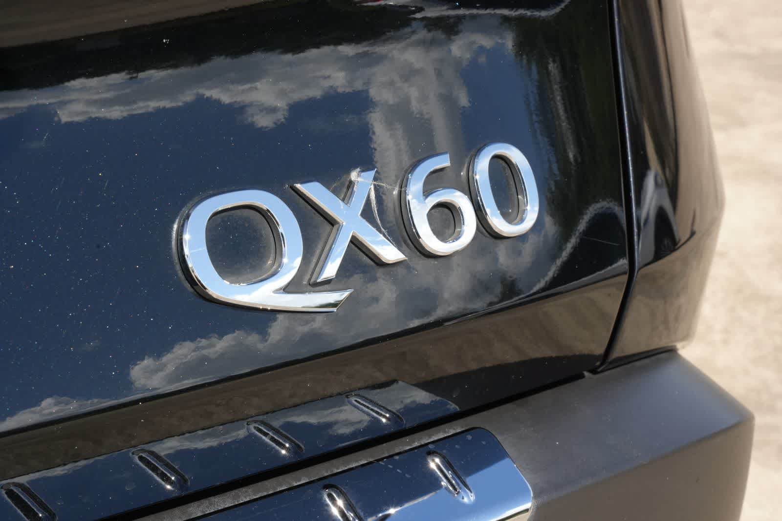 Certified 2023 INFINITI QX60 Luxe AWD/4WD image 19