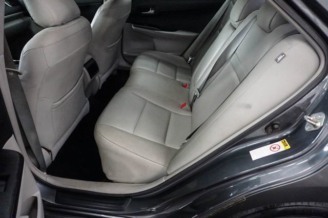 Used 2013 Toyota Camry LE image 9
