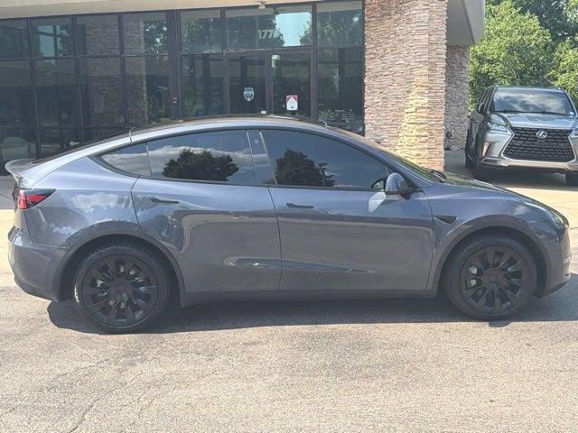 Used 2023 Tesla Model Y Long Range AWD/4WD image 8