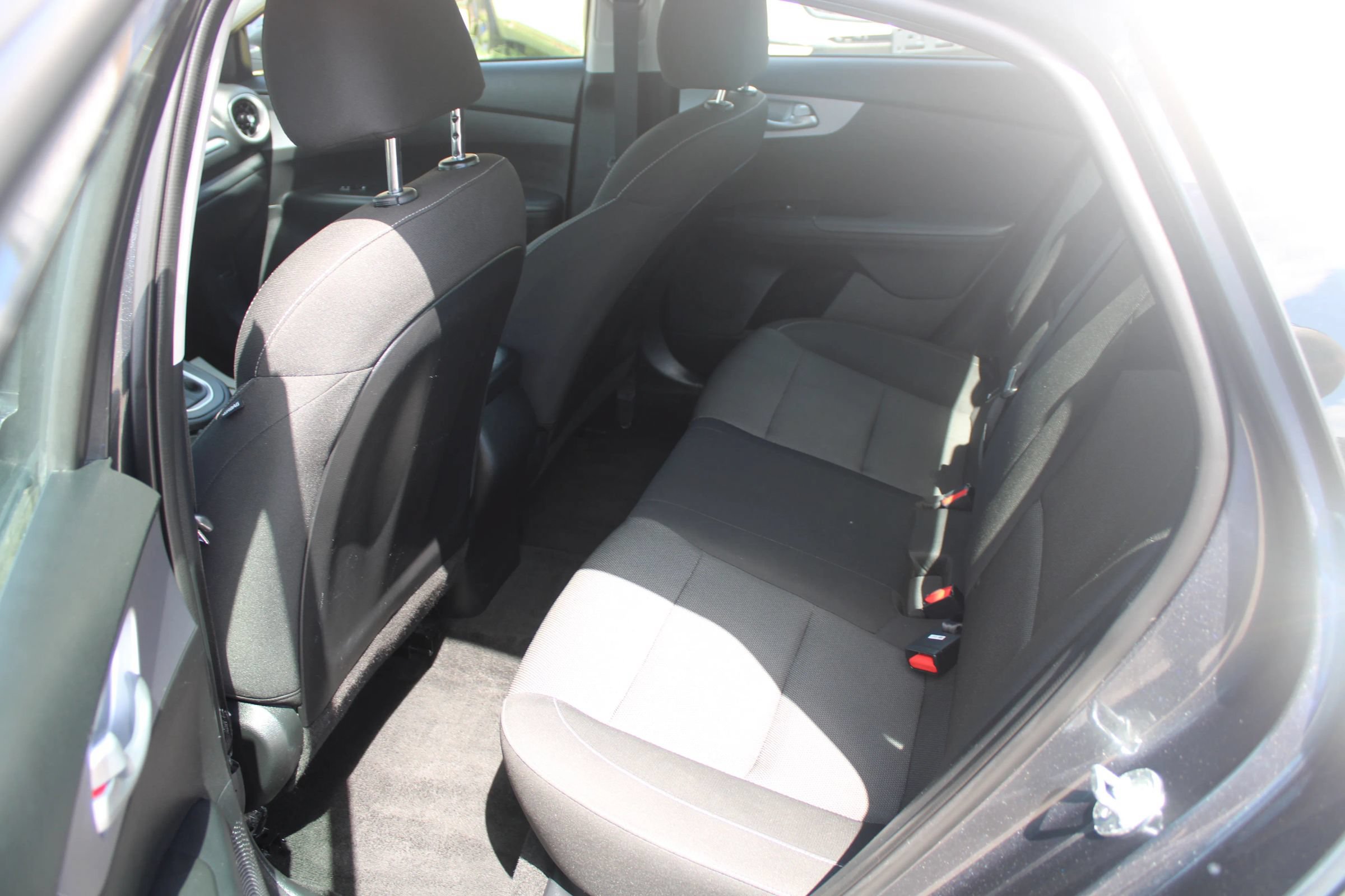 Used 2024 Kia Forte LXS FWD image 19