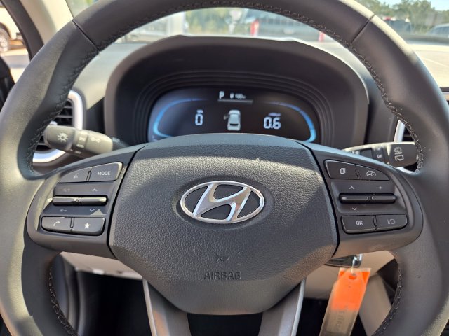 Used 2023 Hyundai Venue SEL w/ Cargo Package FWD image 22