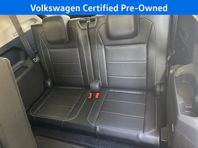 Certified 2021 Volkswagen Tiguan SE image 34