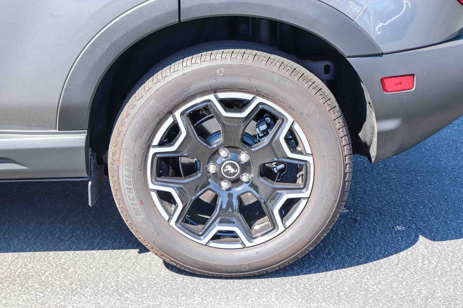 Used 2025 Ford Bronco Sport Outer Banks w/ Outer Banks Tech Package+ AWD/4WD image 8