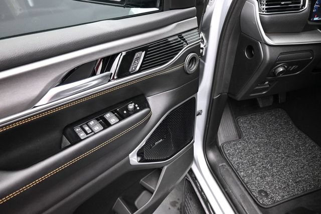 New 2026 Jeep Grand Wagoneer L 4WD image 14
