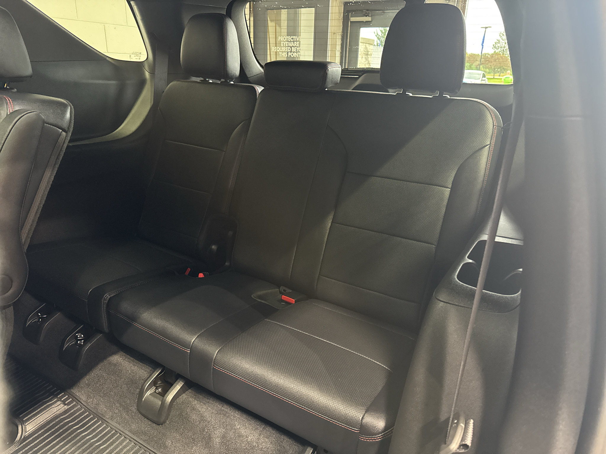 Used 2026 Chevrolet Traverse RS w/ LPO, Floor Liner Package AWD/4WD image 14
