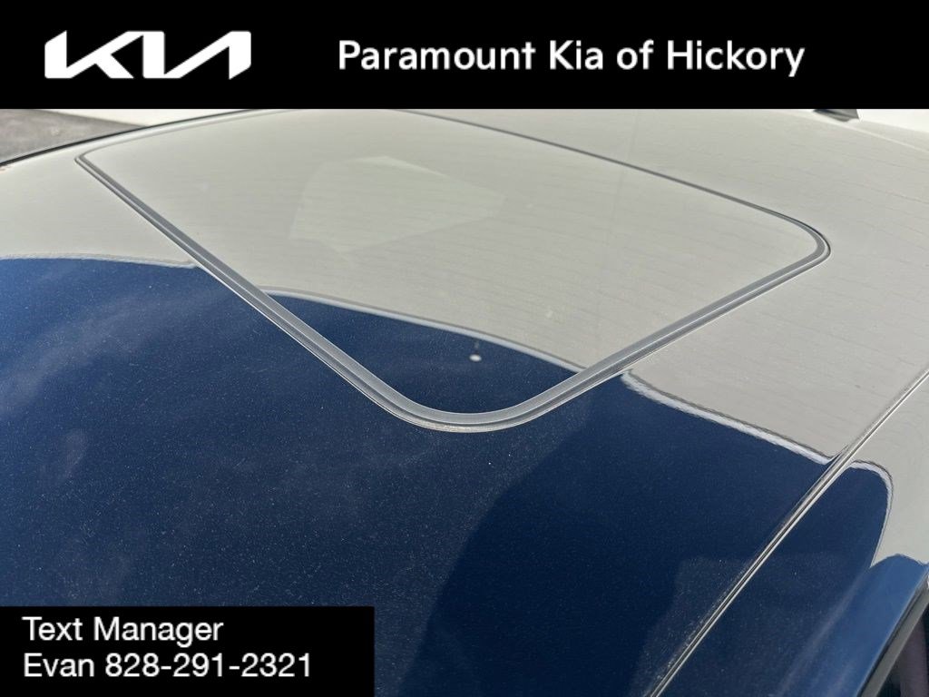 Used 2017 Genesis G90 5.0 Ultimate image 40