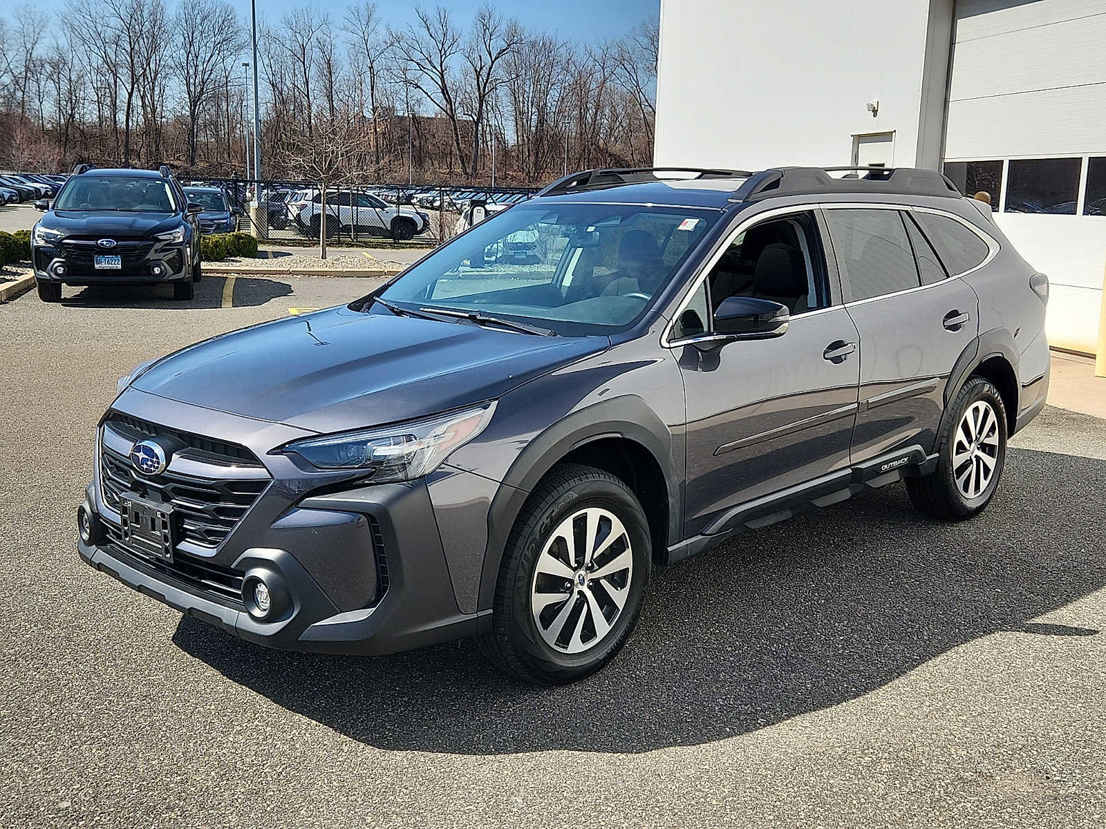 Used 2023 Subaru Outback Premium image 3