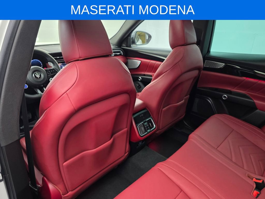 Used 2025 Maserati Grecale Modena image 15