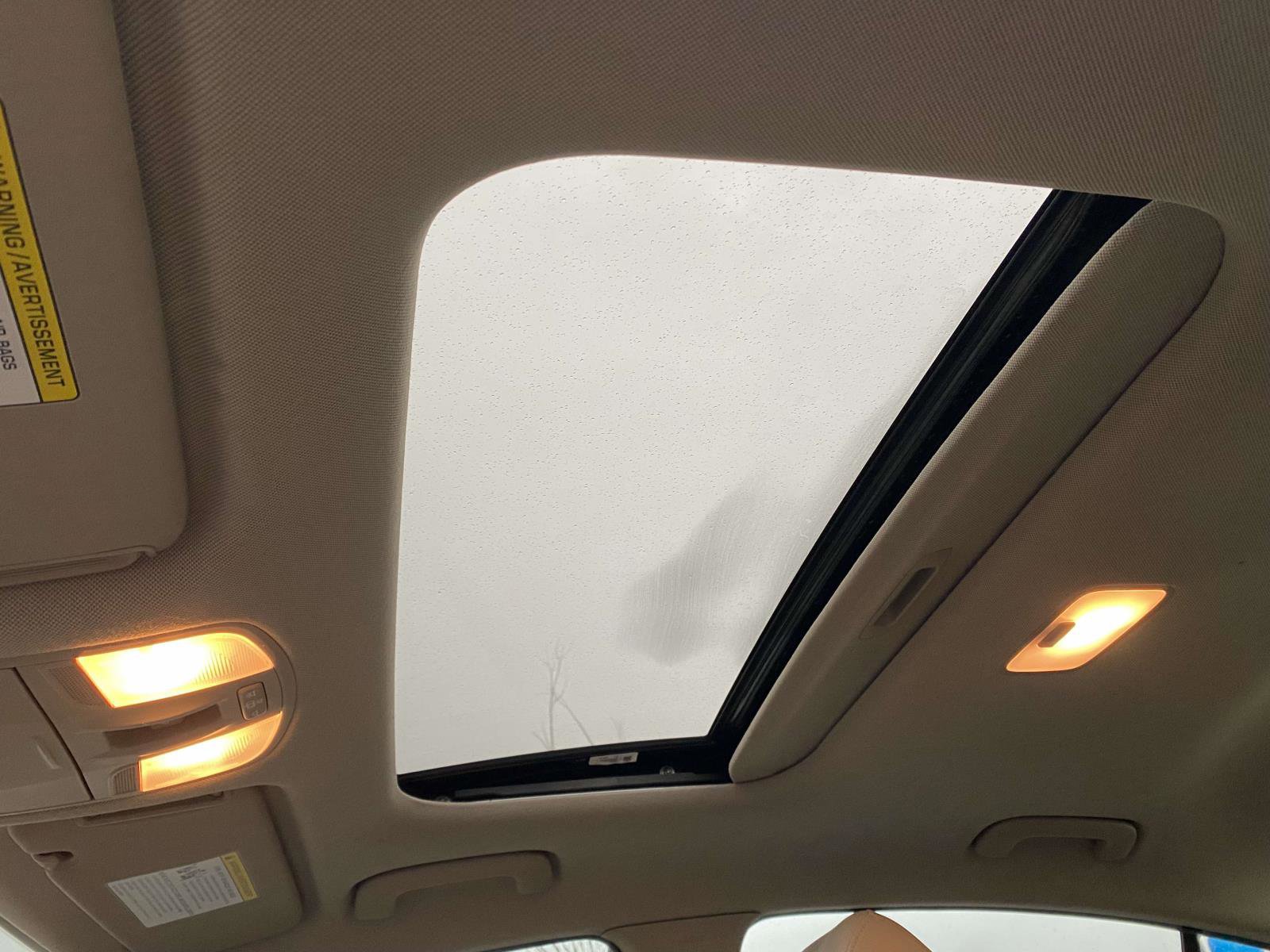 Used 2017 Hyundai Elantra Limited w/ Limited Ultimate Package 05 image 17