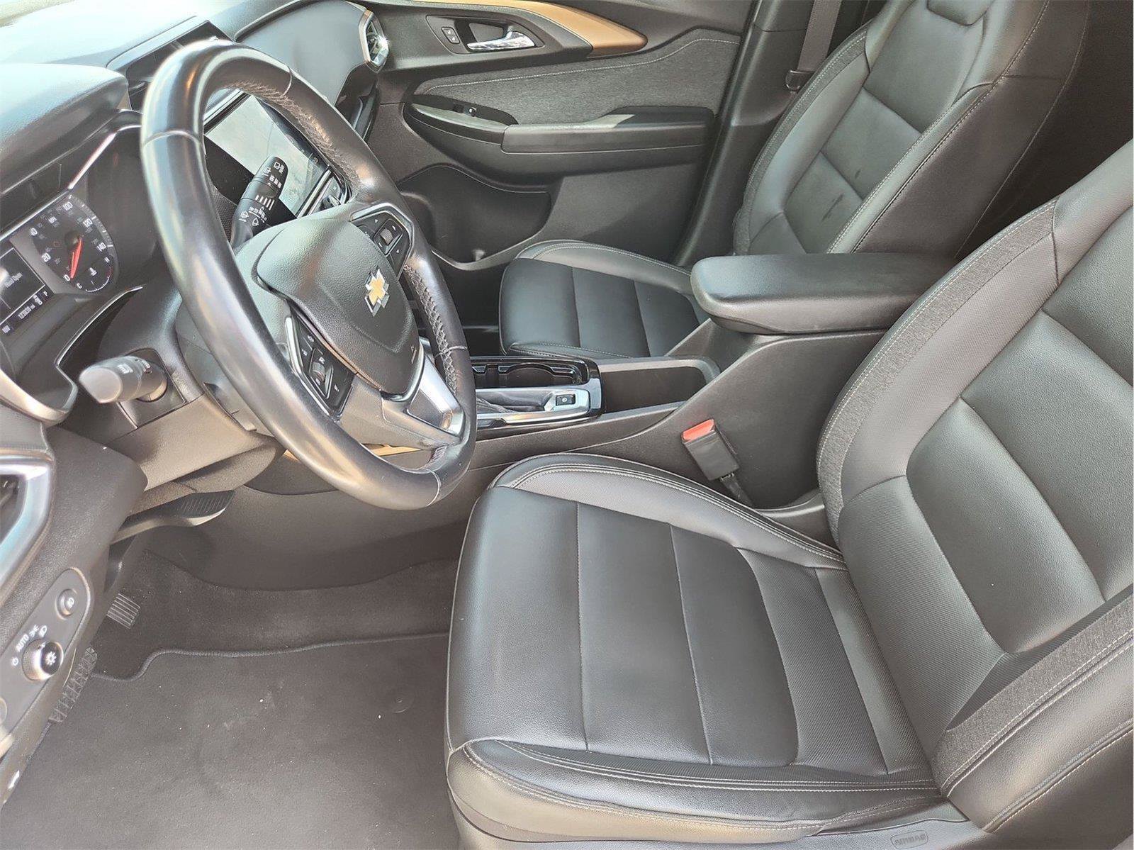 Used 2021 Chevrolet TrailBlazer ACTIV w/ Sun and Liftgate Package FWD image 19
