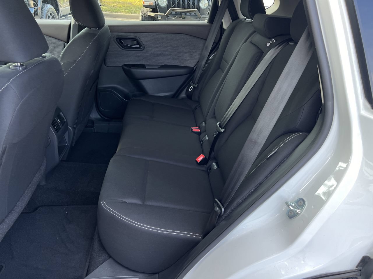 Used 2023 Nissan Rogue S FWD image 21