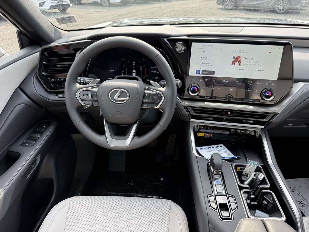 Used 2026 Lexus TX 350 AWD w/ Technology Package image 8