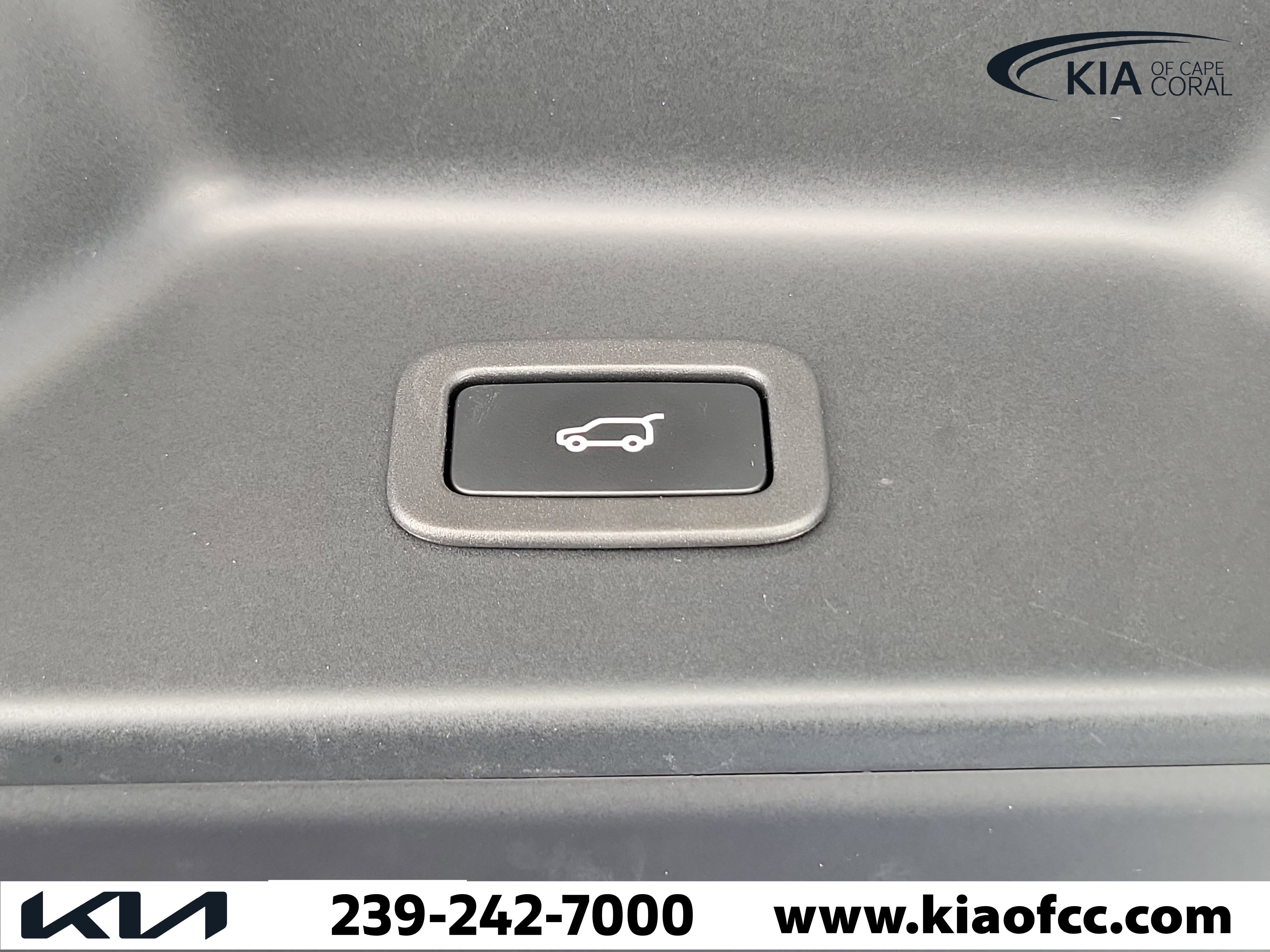 Used 2018 Land Rover Range Rover HSE AWD/4WD image 10