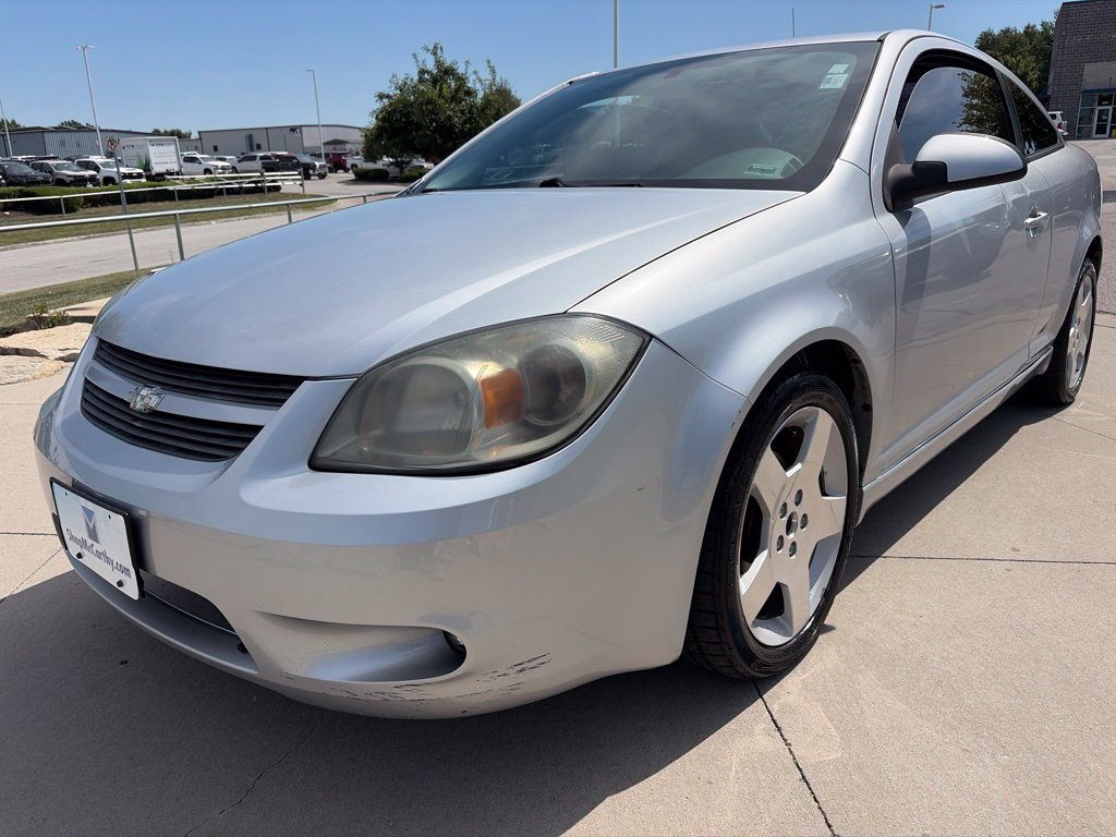 Used 2010 Chevrolet Cobalt LT w/ Preferred Equipment Group FWD image 4