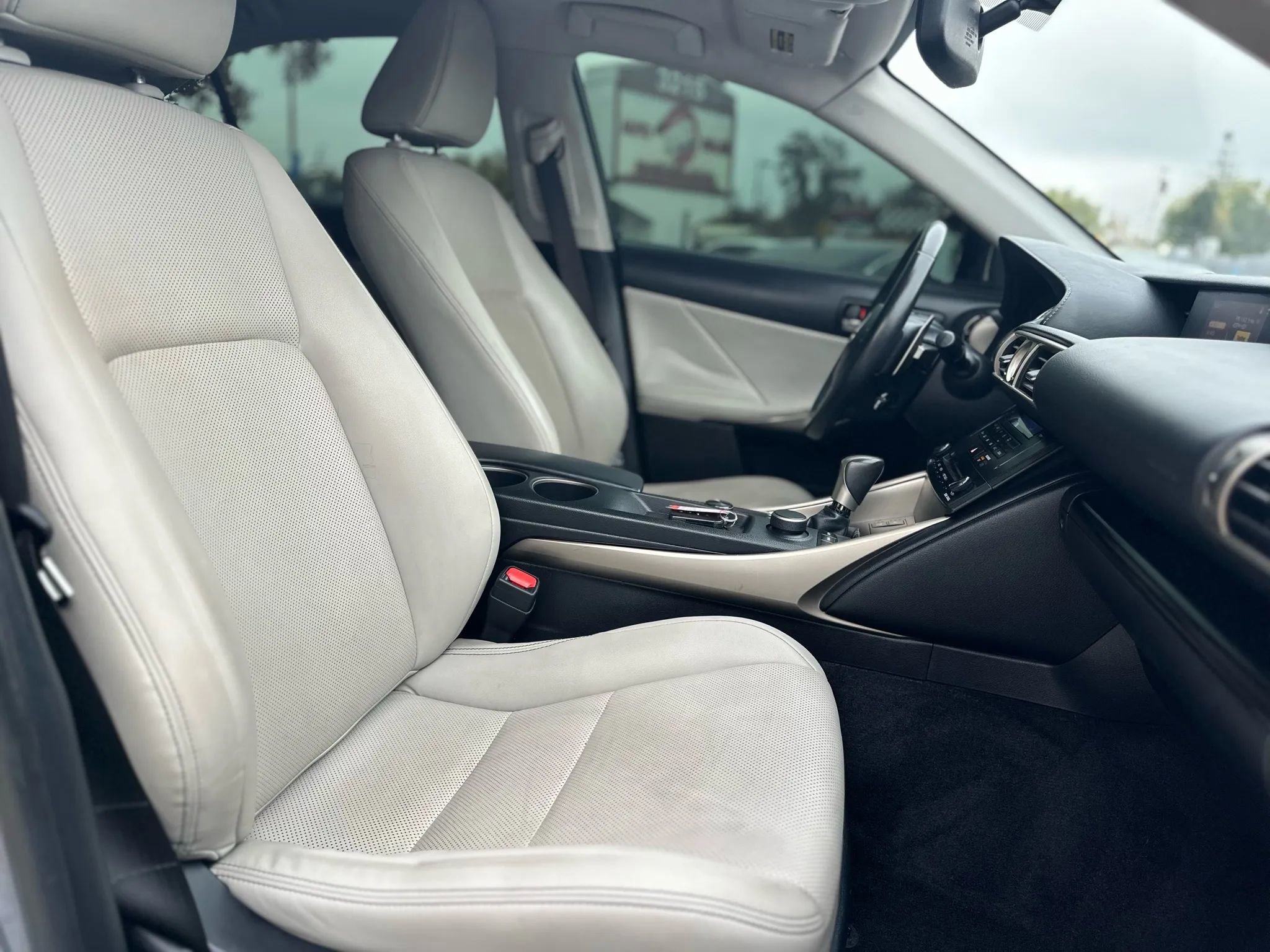 Used 2014 Lexus IS 250 AWD image 12