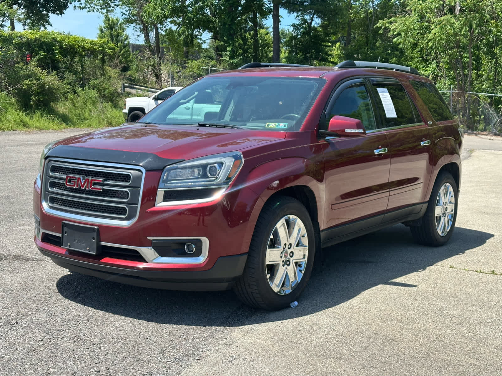Used 2017 GMC Acadia Limited SLT AWD/4WD image 1