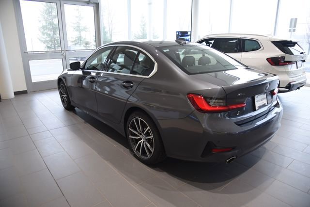 Used 2020 BMW 330i xDrive Sedan w/ Premium Package image 2