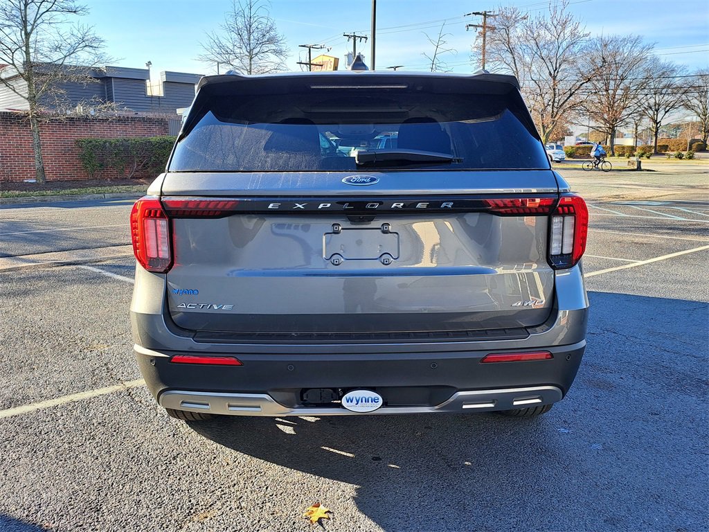 New 2026 Ford Explorer Active w/ Active Comfort Package image 5