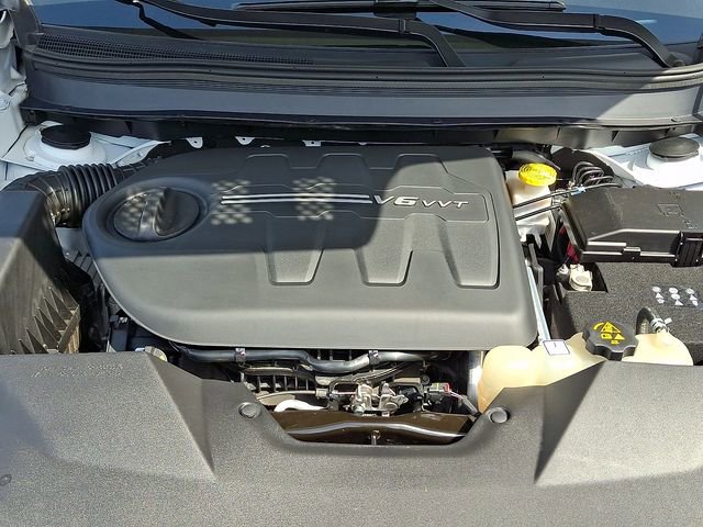 Used 2022 Jeep Cherokee Latitude Lux w/ Sun & Sound Group image 28