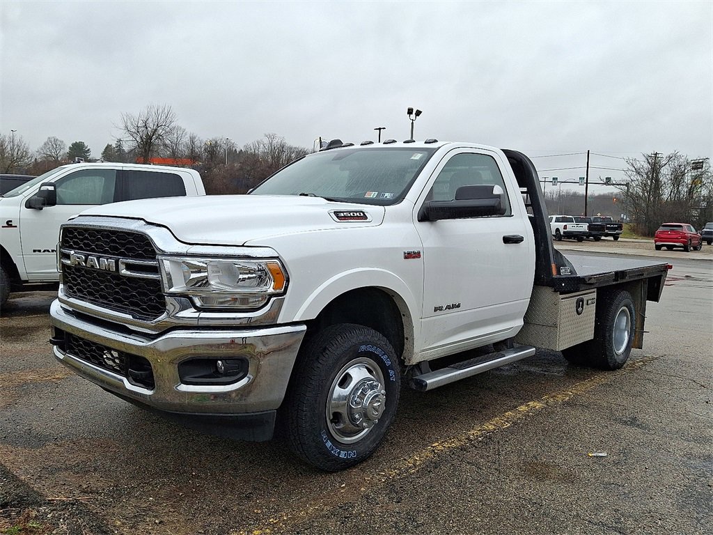Used 2022 RAM 3500 Tradesman image 3