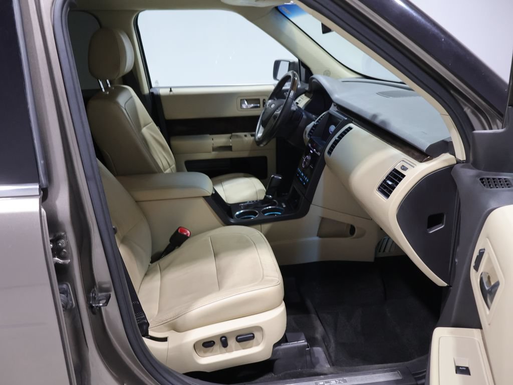 Used 2019 Ford Flex Limited w/ Equipment Group 303A AWD/4WD image 23