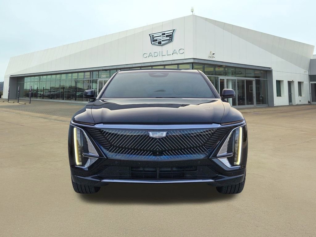 Certified 2024 Cadillac Lyriq Luxury w/ Nappa Leather Package image 2