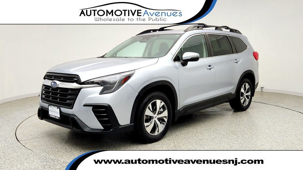 Used 2023 Subaru Ascent Premium w/ Convenience Package
