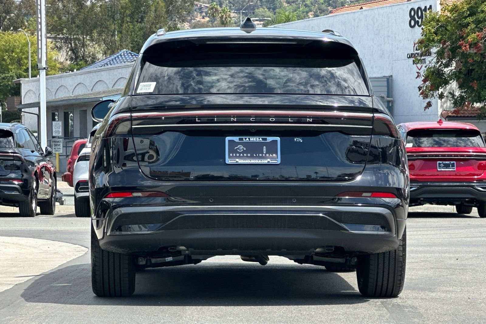 New 2026 Lincoln Nautilus Reserve w/ Jet Appearance Package AWD/4WD image 4