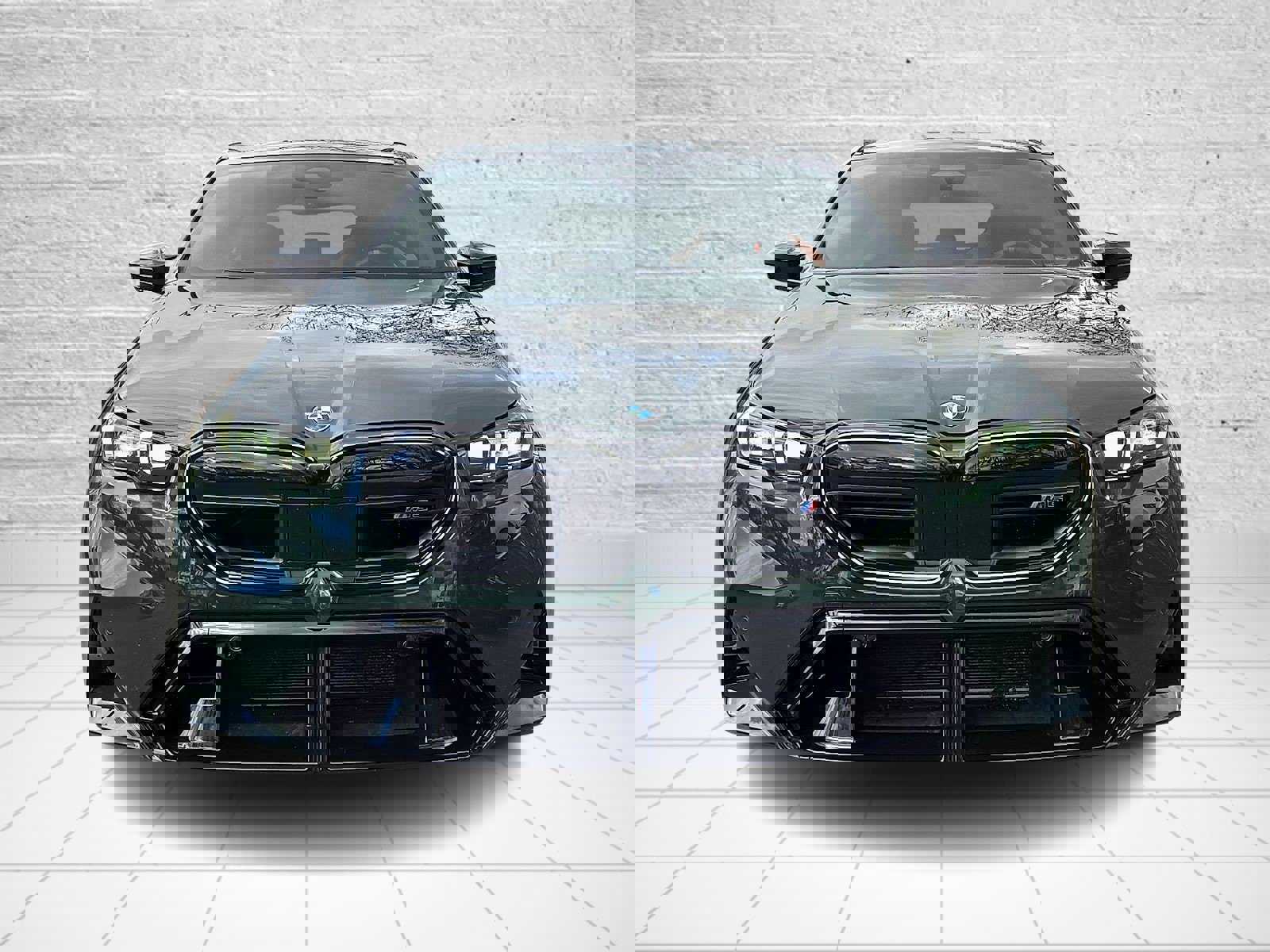 Used 2025 BMW M5 Touring w/ M Driver's Package image 2