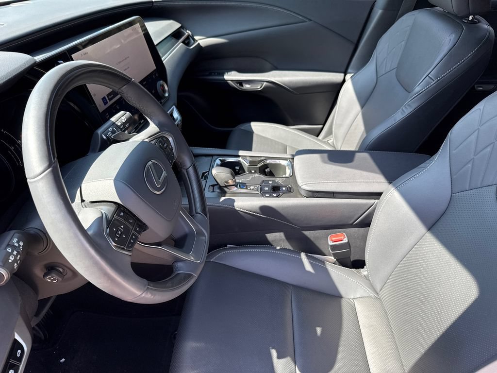 Used 2024 Lexus RX 350h AWD/4WD image 20