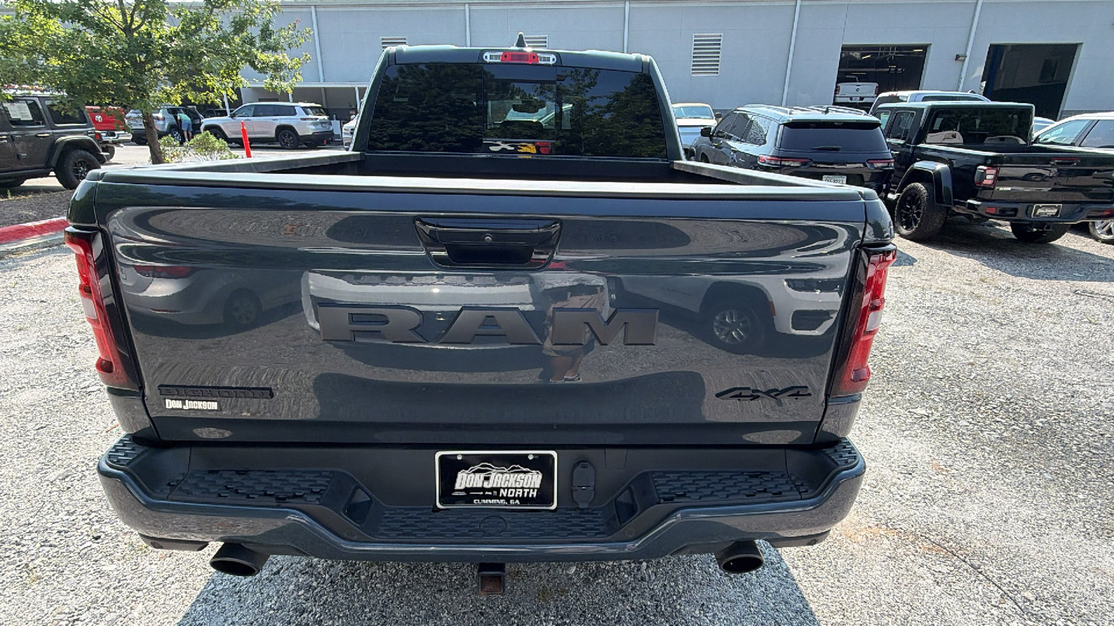Used 2025 RAM 1500 Big Horn AWD/4WD image 9