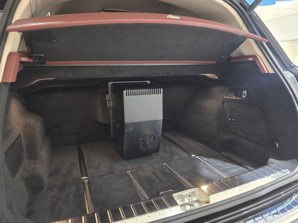 Used 2025 Mercedes-Benz Maybach GLS 600 4MATIC image 18