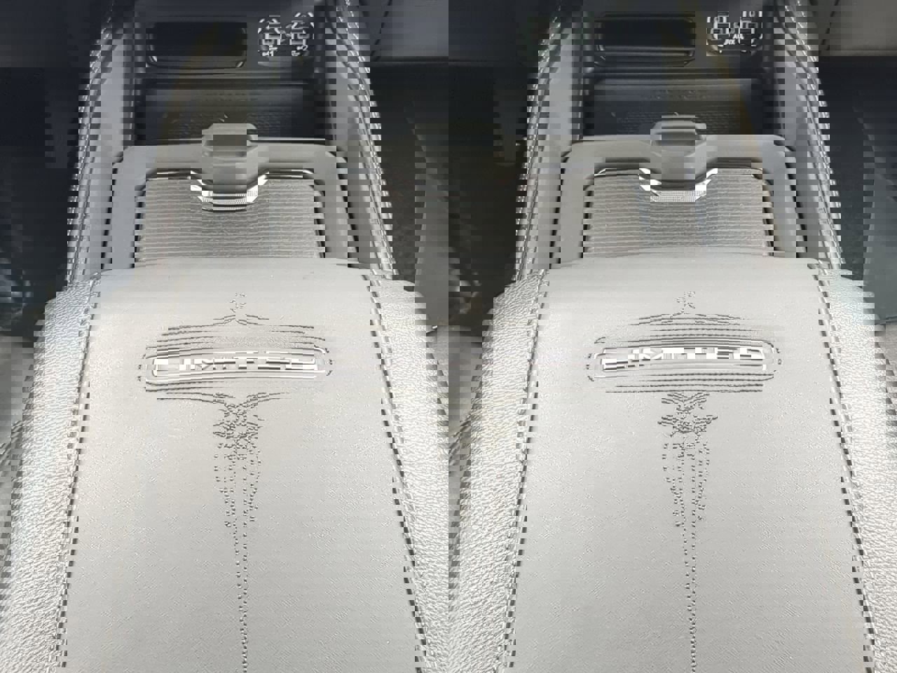 Used 2024 RAM 3500 Limited image 19