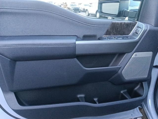 Used 2026 Ford F250 Lariat w/ Black Appearance Package image 11