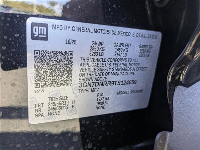 New 2026 Chevrolet Equinox EV LT image 17