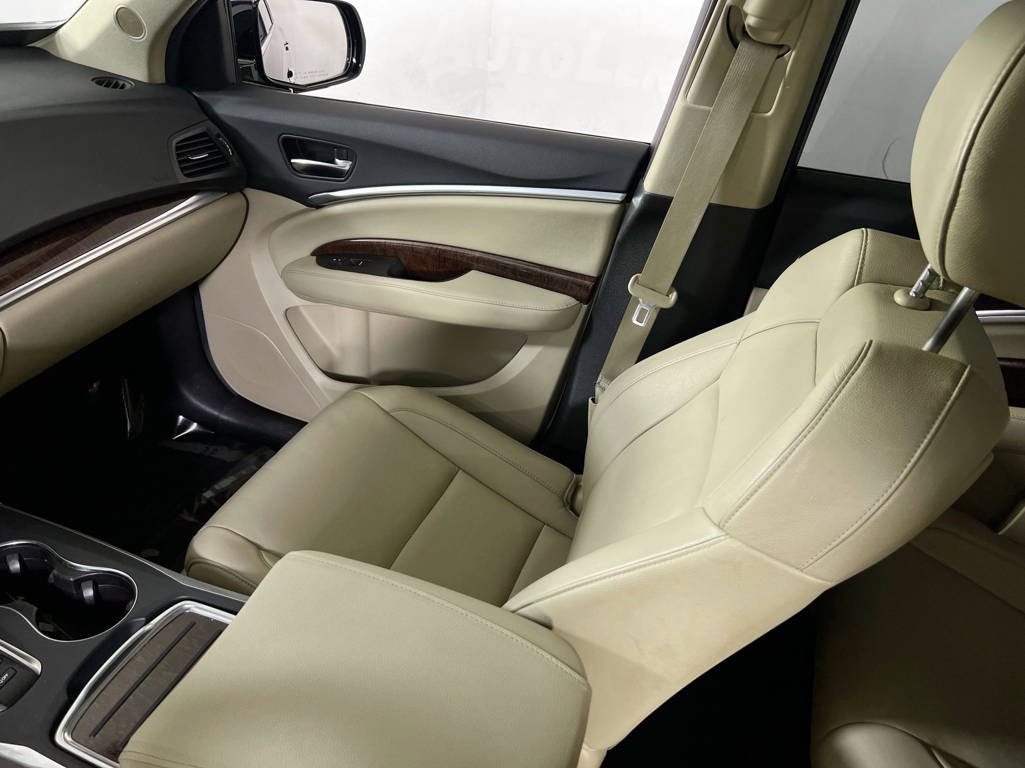 Used 2019 Acura MDX SH-AWD image 23