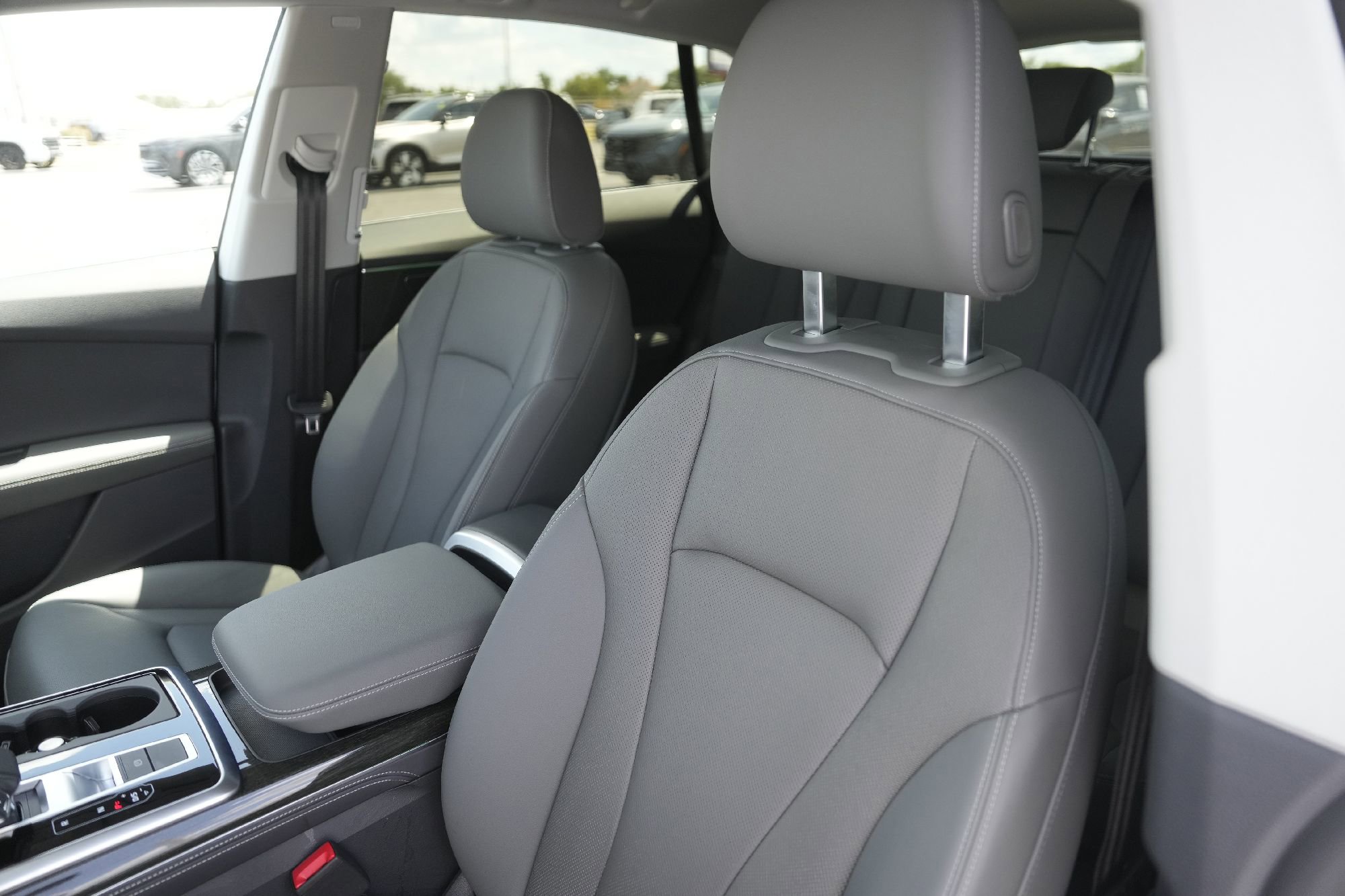 Certified 2025 Audi Q8 Premium Plus w/ Premium Plus Package image 10