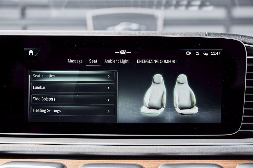 Used 2025 Mercedes-Benz Maybach GLS 600 4MATIC image 88