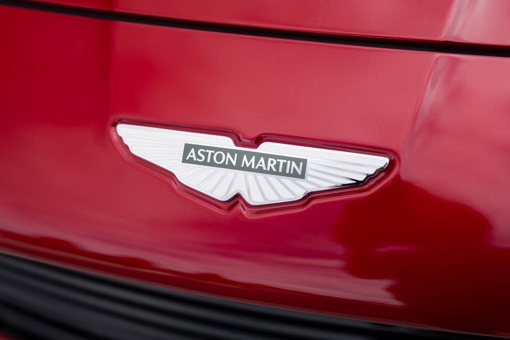 New 2025 Aston Martin Vanquish image 20