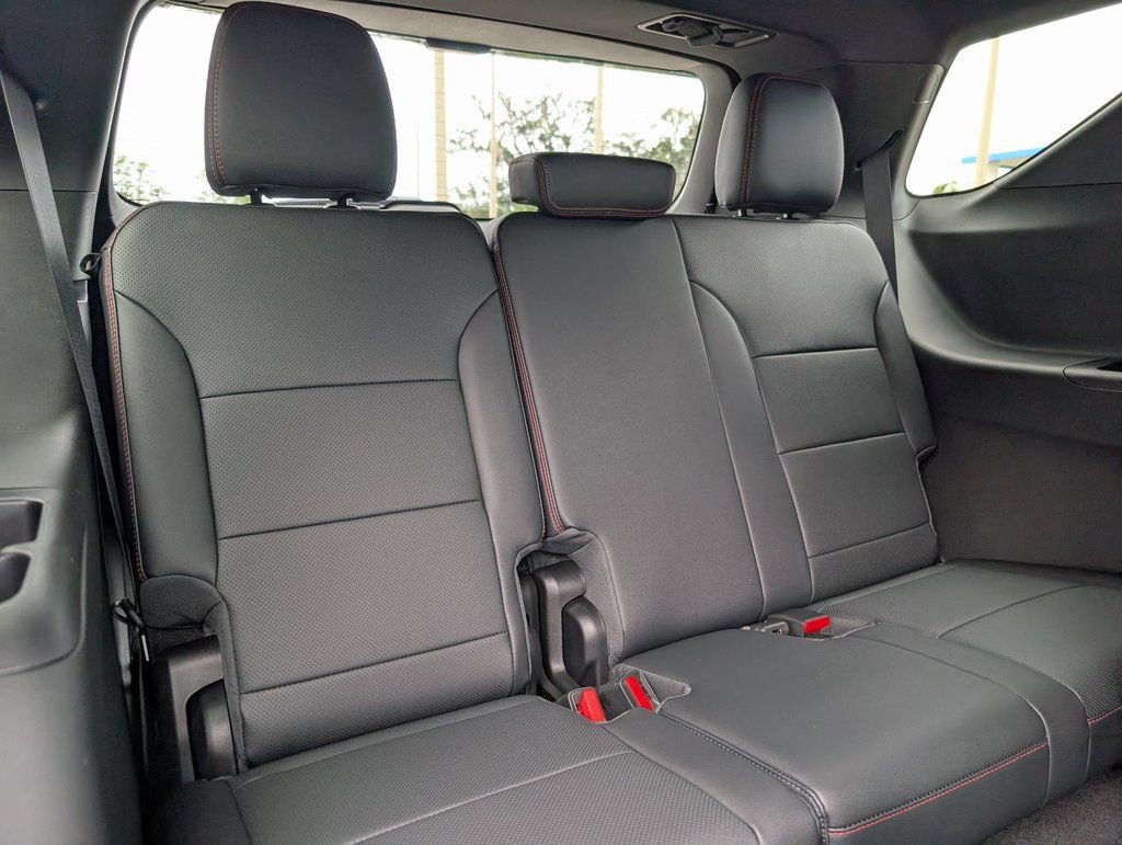 New 2026 Chevrolet Traverse RS image 19