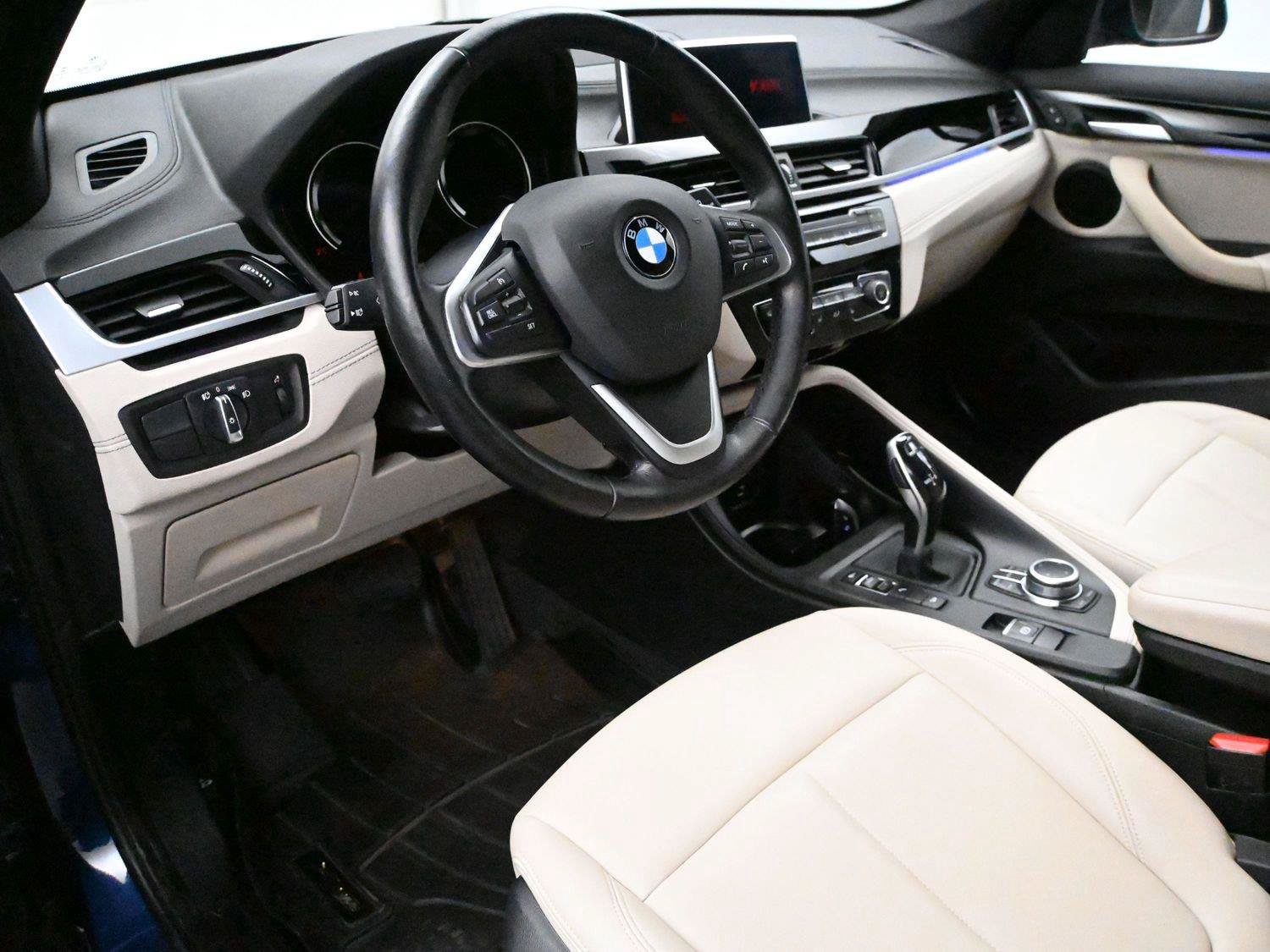 Used 2021 BMW X1 xDrive28i w/ Convenience Package AWD/4WD image 2