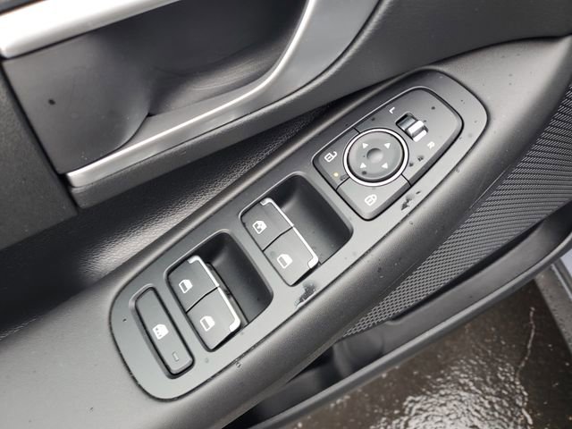 Used 2025 Hyundai Sonata SE image 22