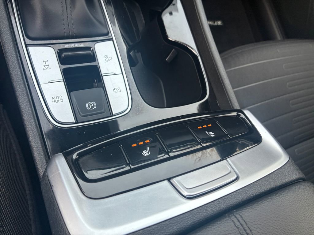 Used 2022 Hyundai Santa Cruz SEL image 25