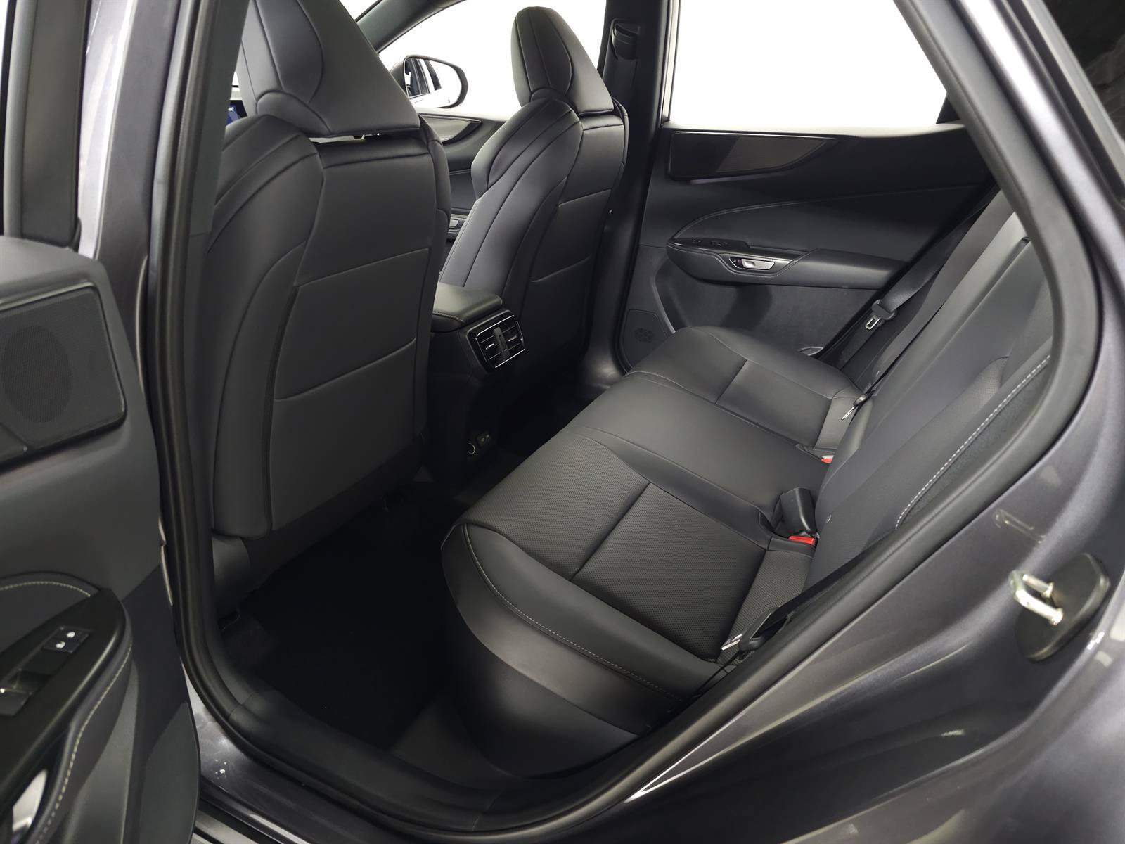 Certified 2025 Lexus NX 450h+ F Sport w/ Accessory Package (2T) AWD/4WD image 33