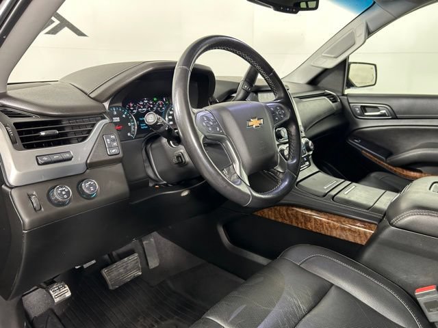 Used 2019 Chevrolet Suburban Premier AWD/4WD image 22