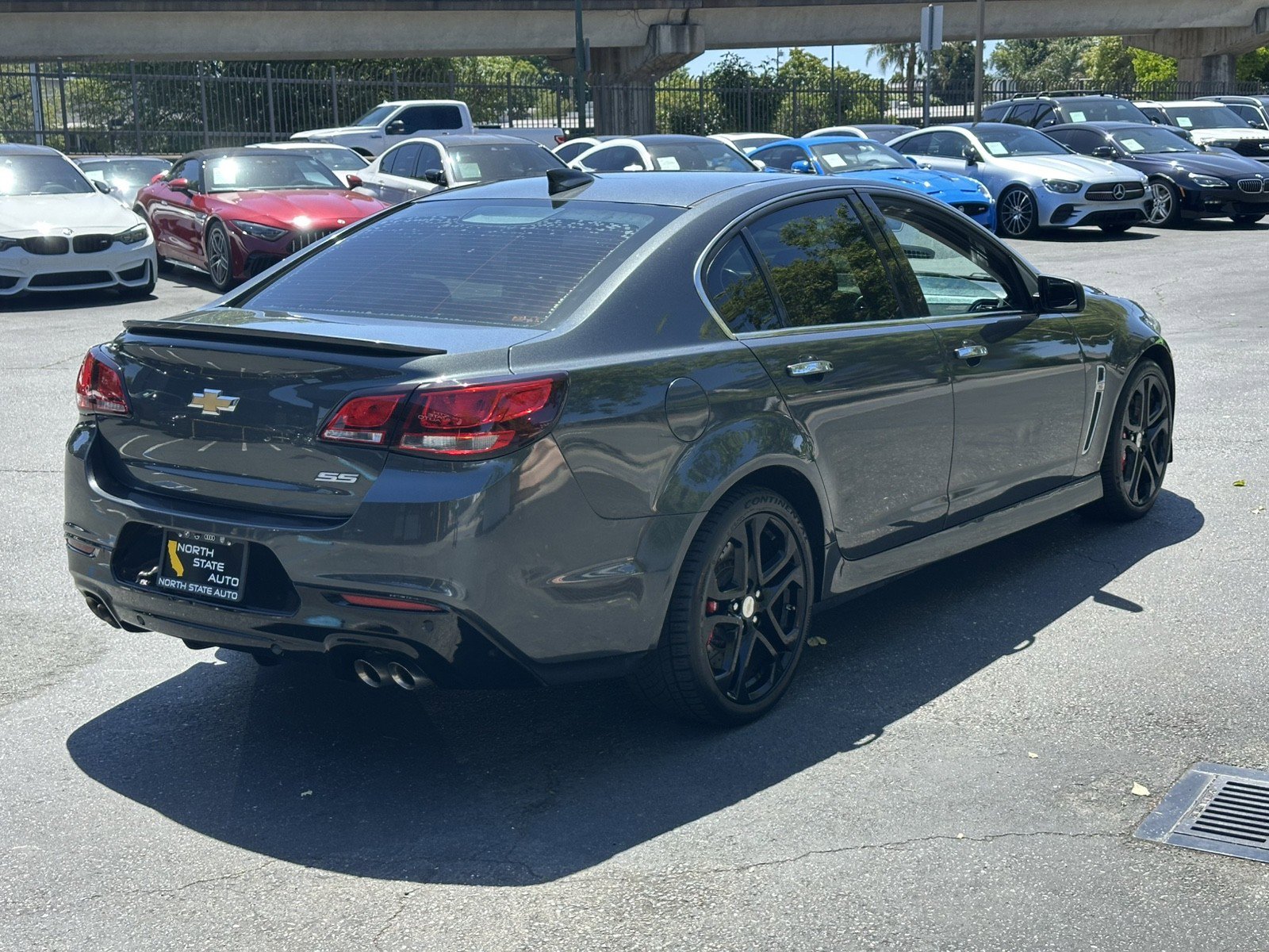 Used 2017 Chevrolet SS RWD image 7