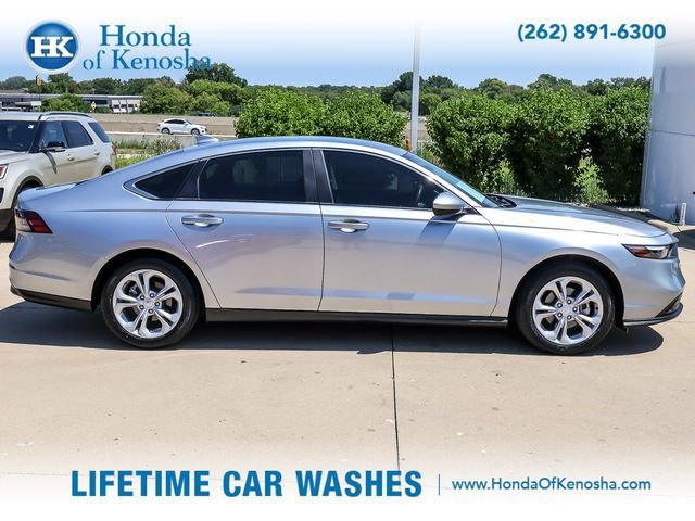 Used 2025 Honda Accord LX image 6