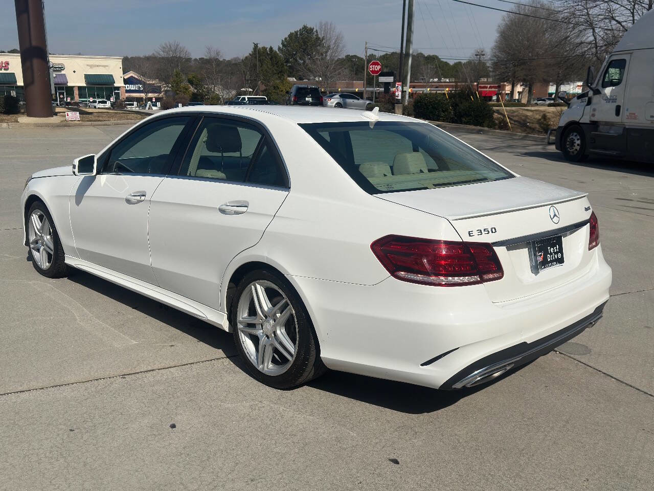 Used 2014 Mercedes-Benz E 350 E 350 Luxury 4MATIC AWD 4dr Se image 16