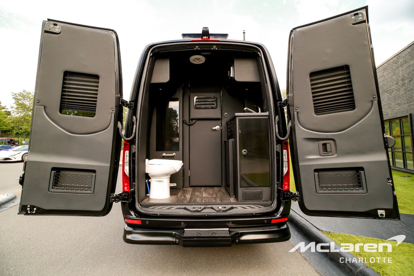 New 2024 Mercedes-Benz Sprinter 3500 image 16
